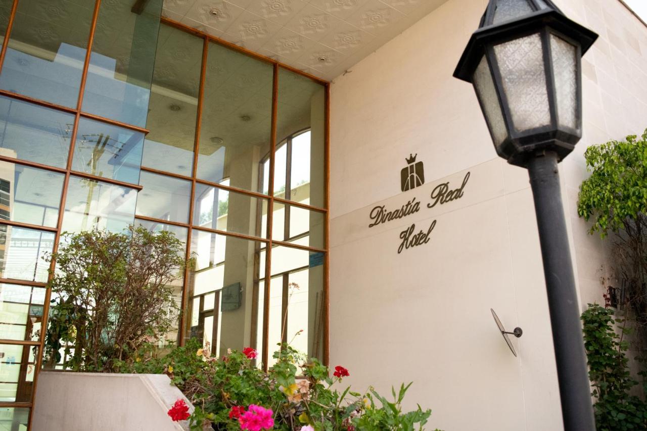 Hotel Dinastia Real Duitama Exterior photo